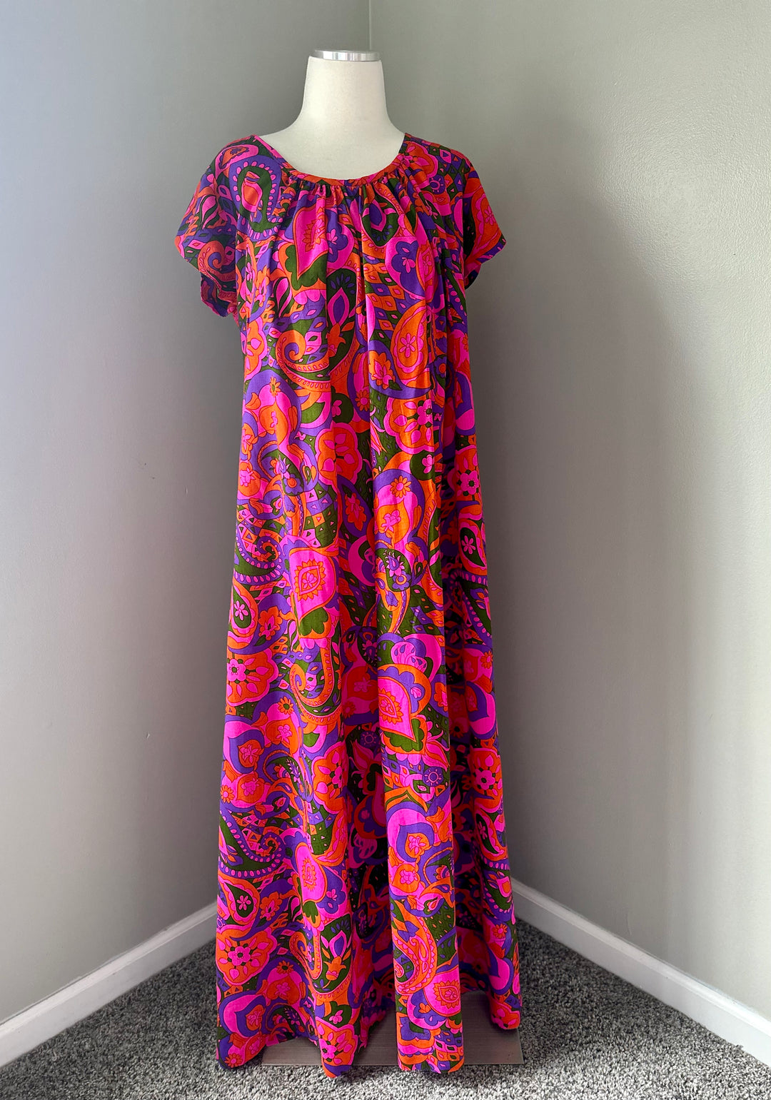 Vtg 70s Funky Caftan Mumu Dress  dirtybarnVintage